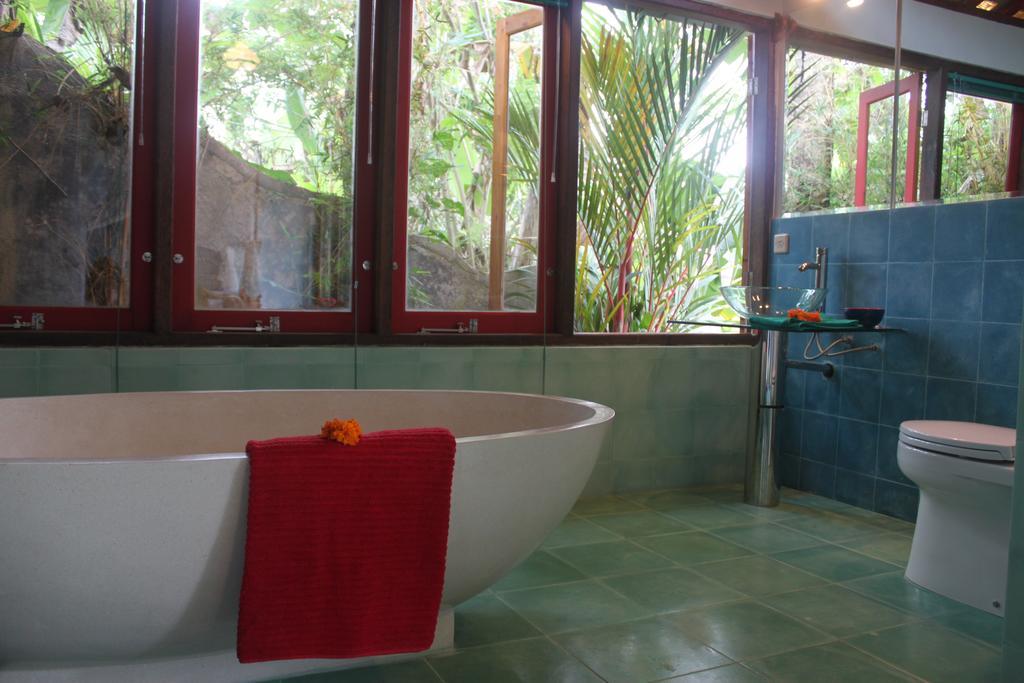 Bebek Biru Hotel ซิเดอมัน ภายนอก รูปภาพ